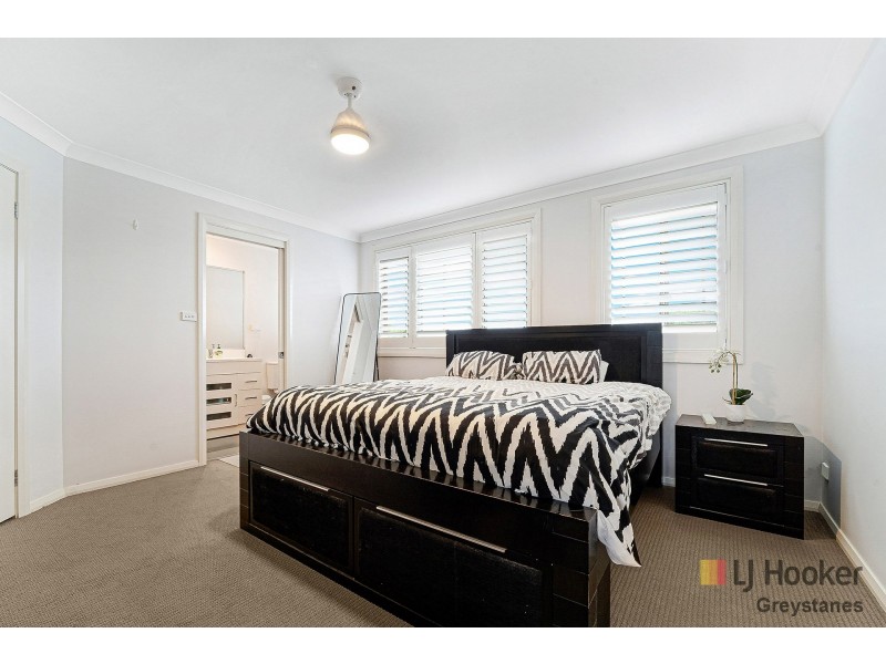 9 Jasmine Place, Greystanes NSW 2145