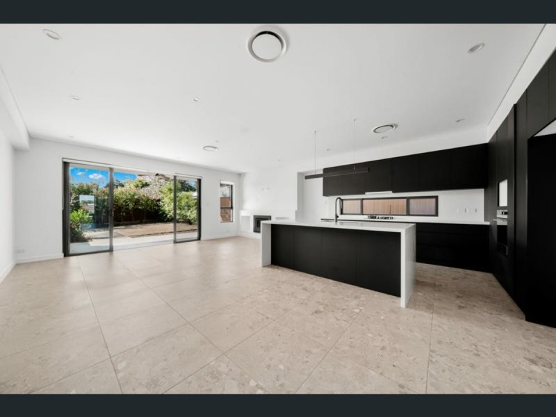 655 MERRYLANDS ROAD, Greystanes NSW 2145