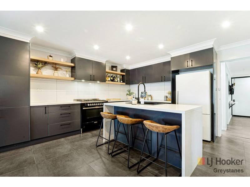 14 Lloyd Street, Greystanes NSW 2145