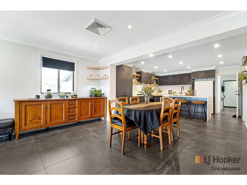 14 Lloyd Street, Greystanes NSW 2145