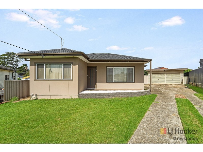 13 Lance Crescent, Greystanes NSW 2145