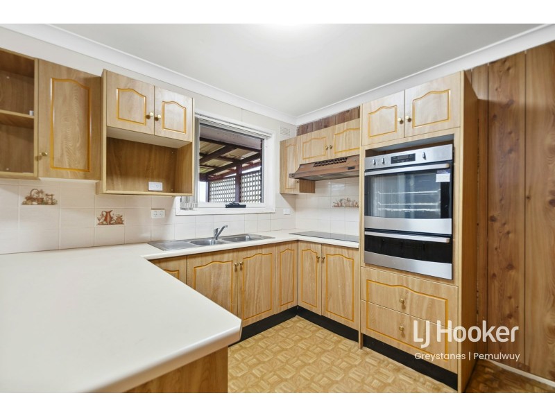 33 Benaud Street, Greystanes NSW 2145