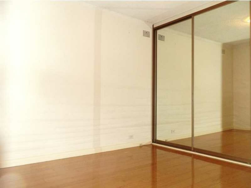 Unit 1/2-4 Eagle Street, Ryde NSW 2112