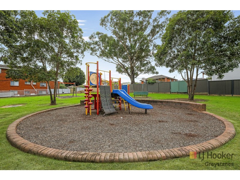 18 Millicent Street, Greystanes NSW 2145