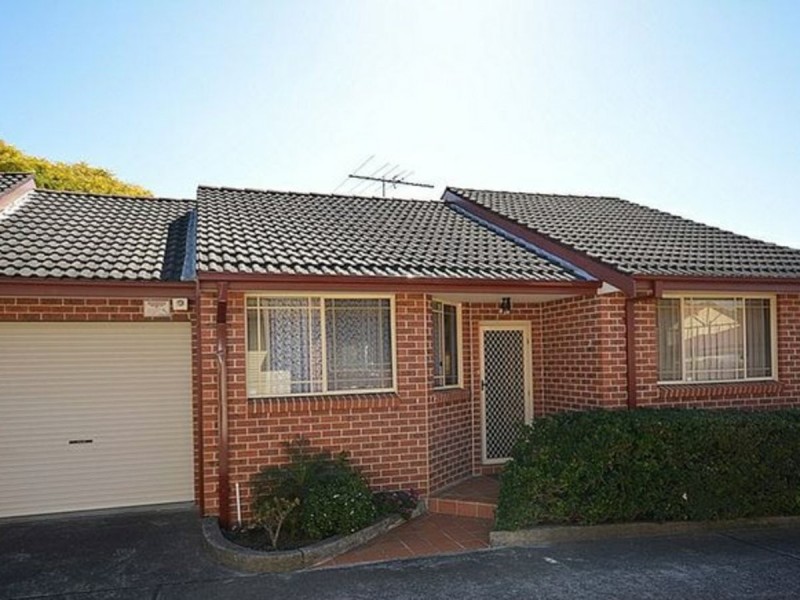 2/110 Braeside Road, Greystanes NSW 2145