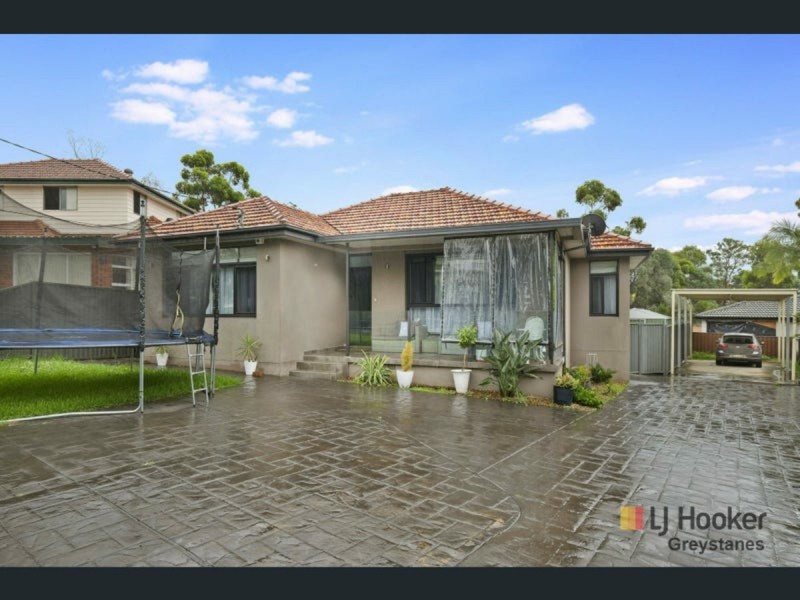 5 Royal Place, Greystanes NSW 2145
