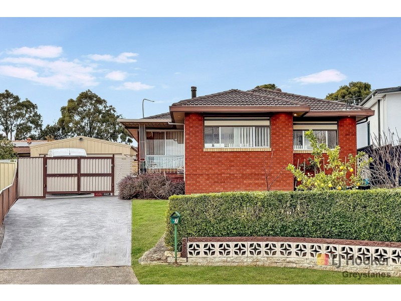 7 Wayne Crescent, Greystanes NSW 2145