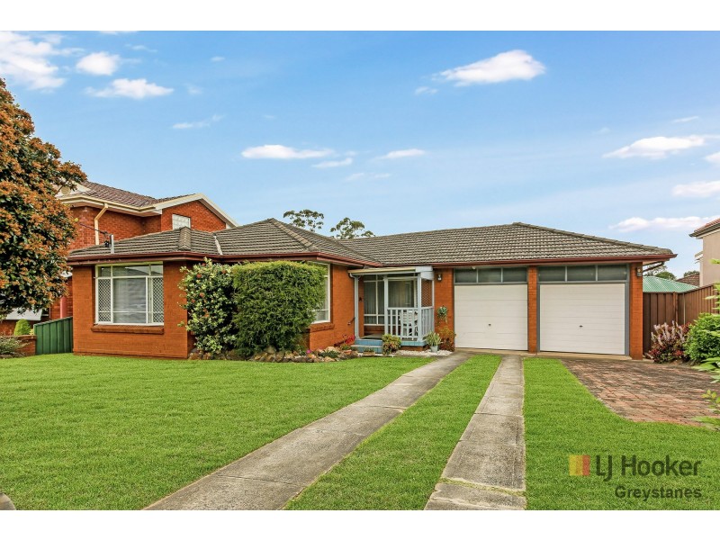 9 Maple St, Greystanes NSW 2145