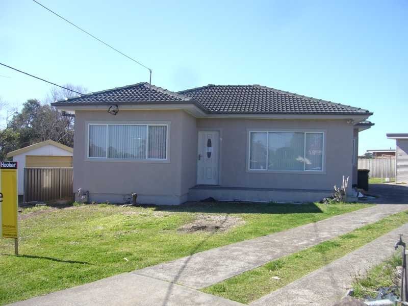 13 Lance Cres, Greystanes NSW 2145