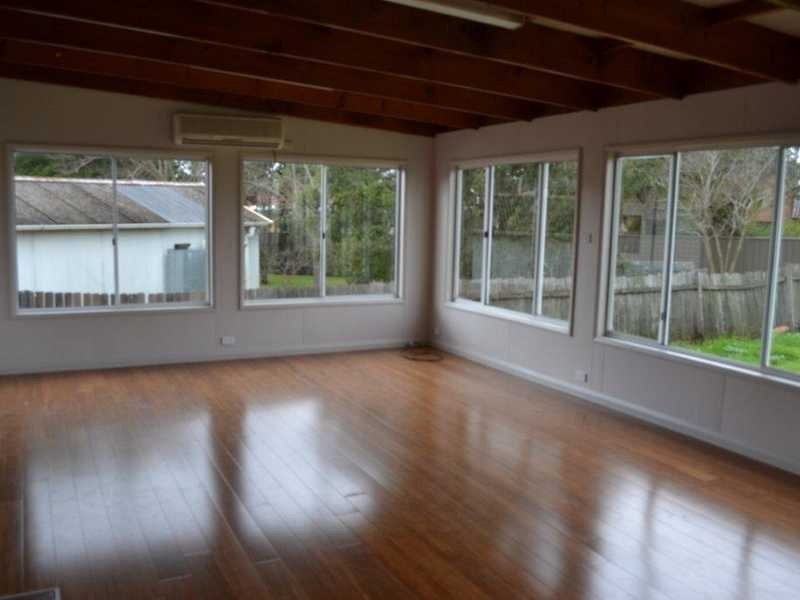 13 Lance Cres, Greystanes NSW 2145