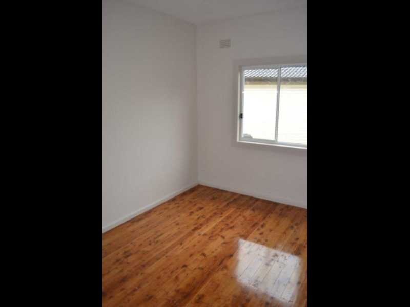 13 Lance Cres, Greystanes NSW 2145