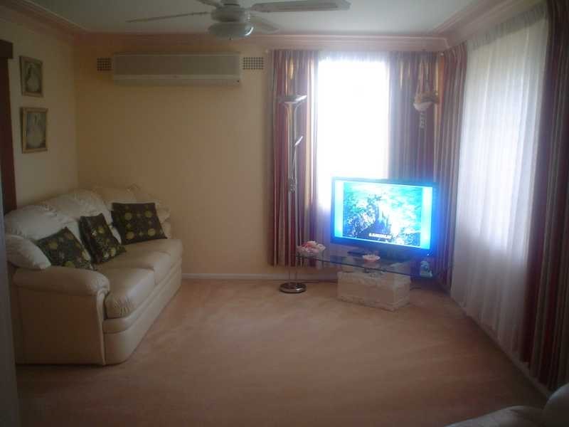 74 Ian Street, Greystanes NSW 2145