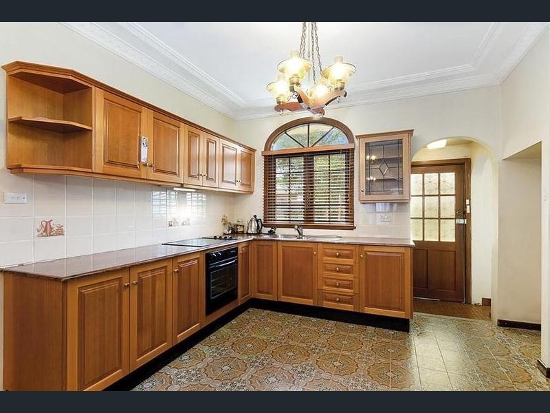 10 Currong Street, South Wentworthville NSW 2145