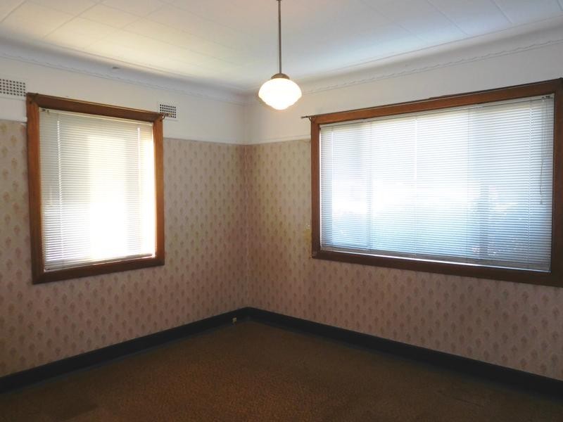 61 Fowler Road, Merrylands NSW 2160