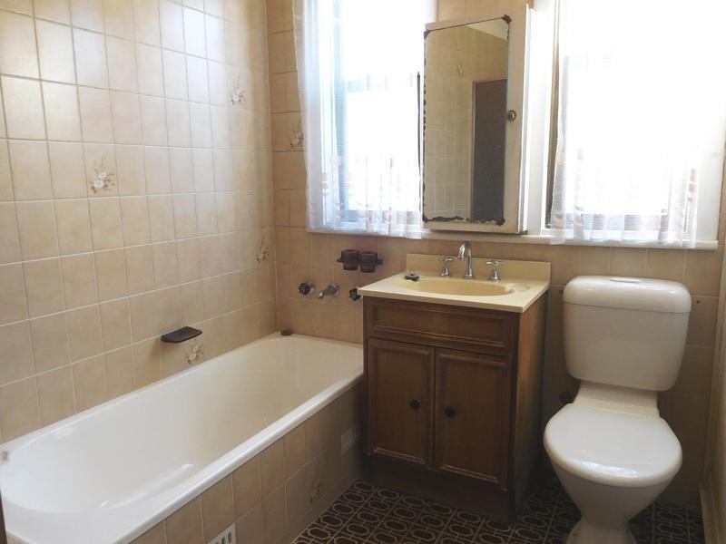 61 Fowler Road, Merrylands NSW 2160