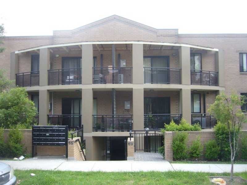 11/65-69 Stapleton St, Pendle Hill NSW 2145