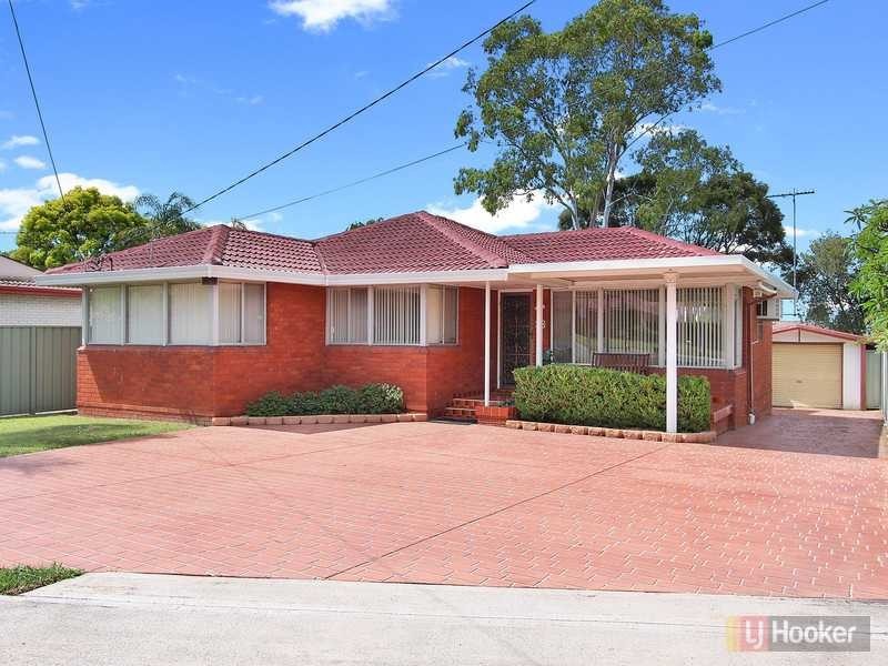 38 Gipps Rd, Greystanes NSW 2145