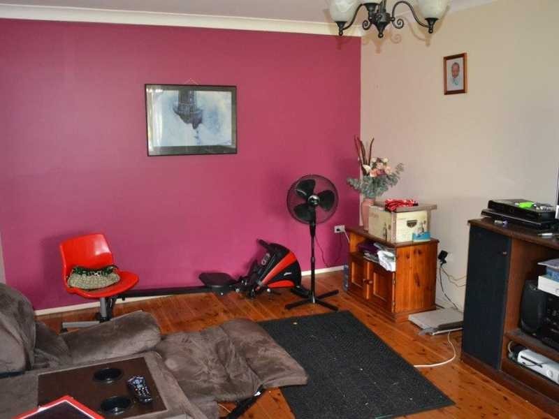 15 Hilton St, Greystanes NSW 2145