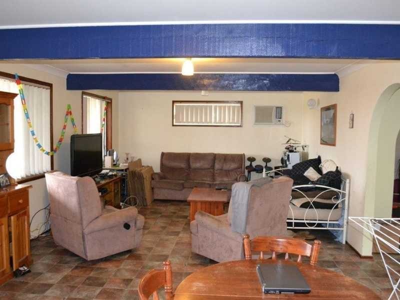 15 Hilton St, Greystanes NSW 2145