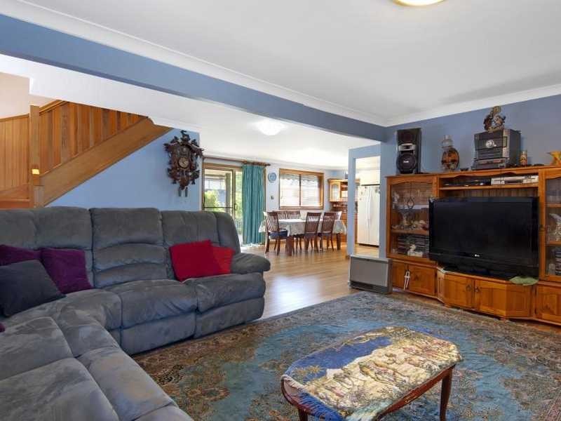 42 Casino Road, Greystanes NSW 2145