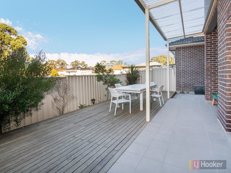 11/1 Roland Street, Greystanes NSW 2145