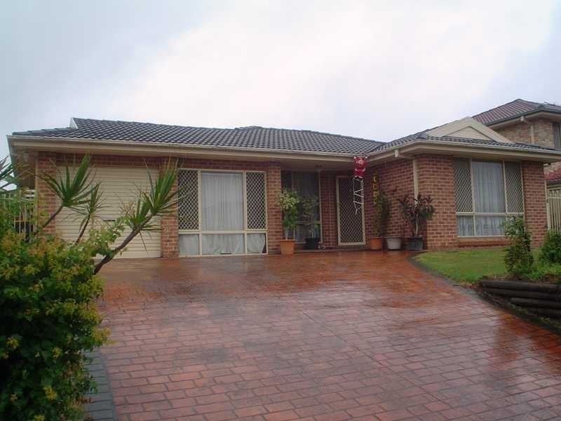36 Forest Gum Pl, Greystanes NSW 2145