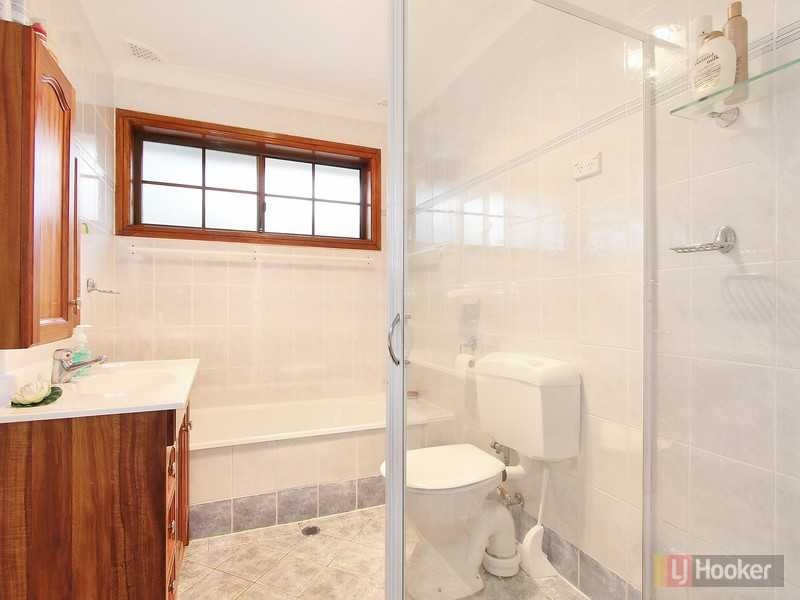 170 Gardenia Pde, Greystanes NSW 2145