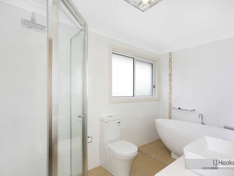 9 Bundeluk Ave, Pemulwuy NSW 2145