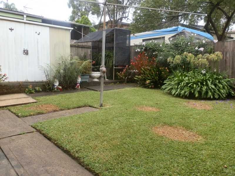 883 Merrylands Road, Greystanes NSW 2145