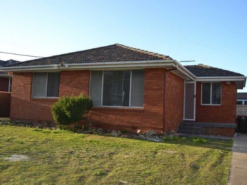 15 Crosby St, Greystanes NSW 2145