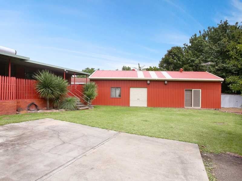 5 Yvonne St, Greystanes NSW 2145