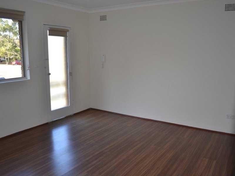 6/33 Sheffield St, Merrylands NSW 2160