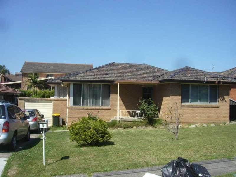 5 Oldfield St, Greystanes NSW 2145