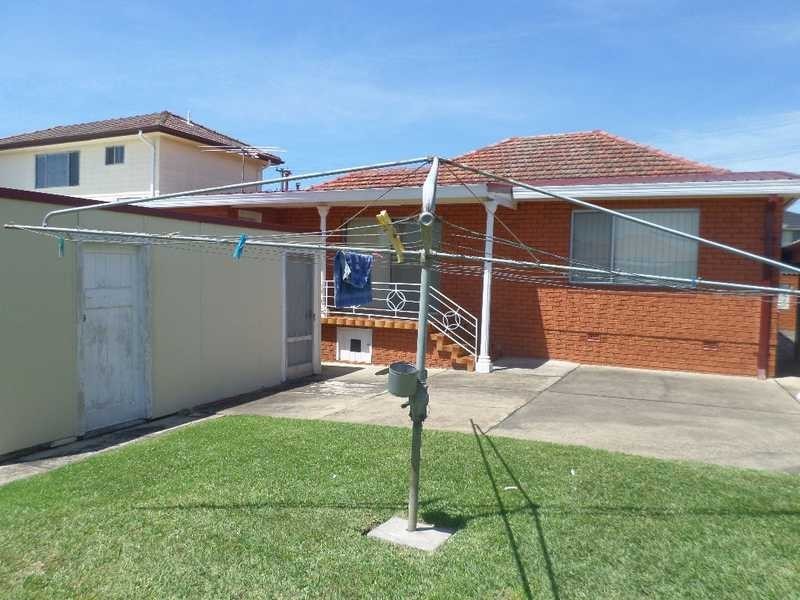 38 Holroyd Road, Merrylands West NSW 2160