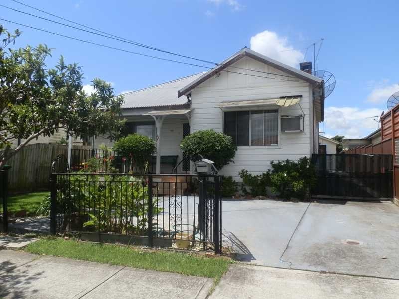 255 Blaxcell Street, Granville NSW 2142