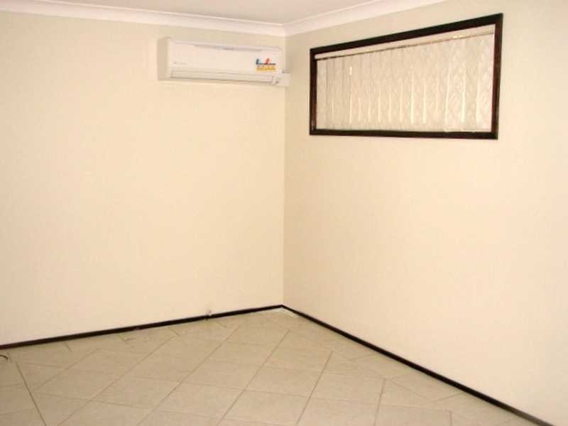 12 Casino Rd, Greystanes NSW 2145