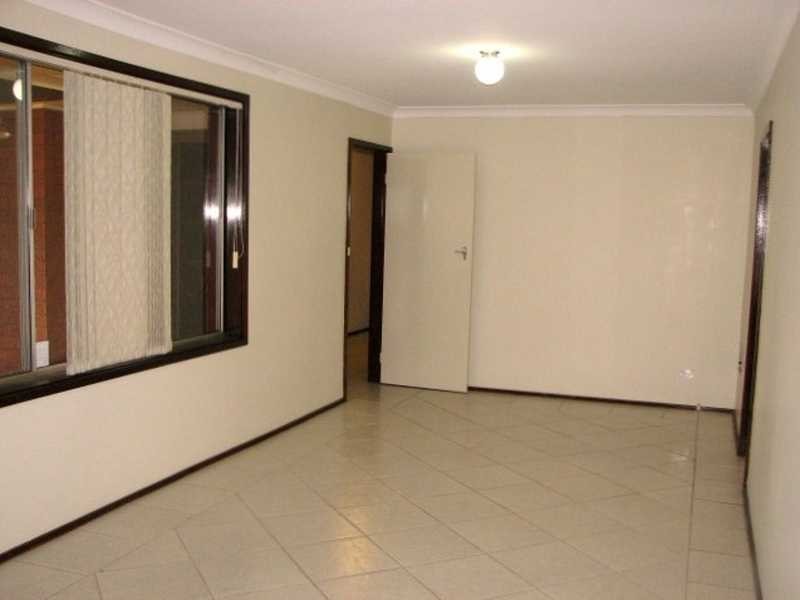 12 Casino Rd, Greystanes NSW 2145