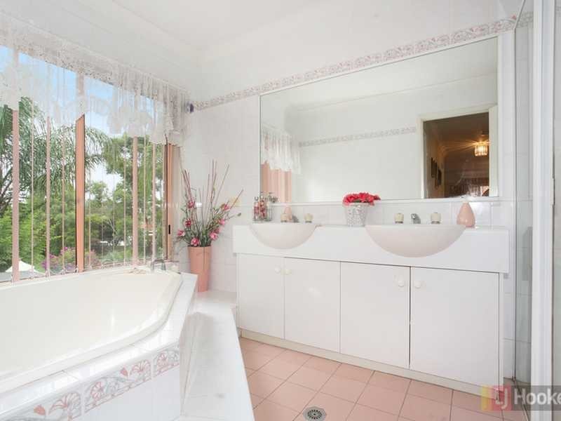 57 Forest Gum Pl, Greystanes NSW 2145