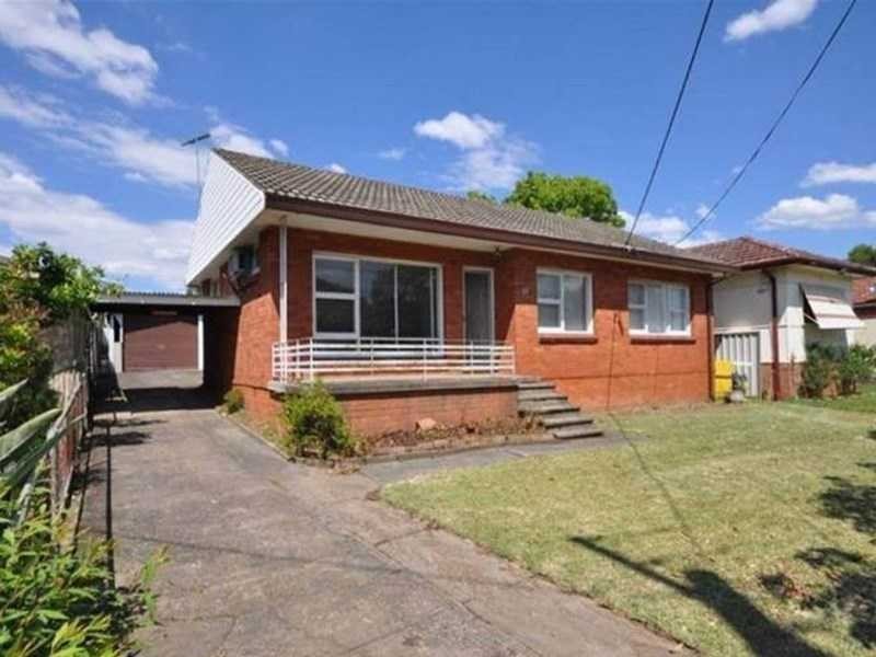 13 Brooks Street, Guildford NSW 2161