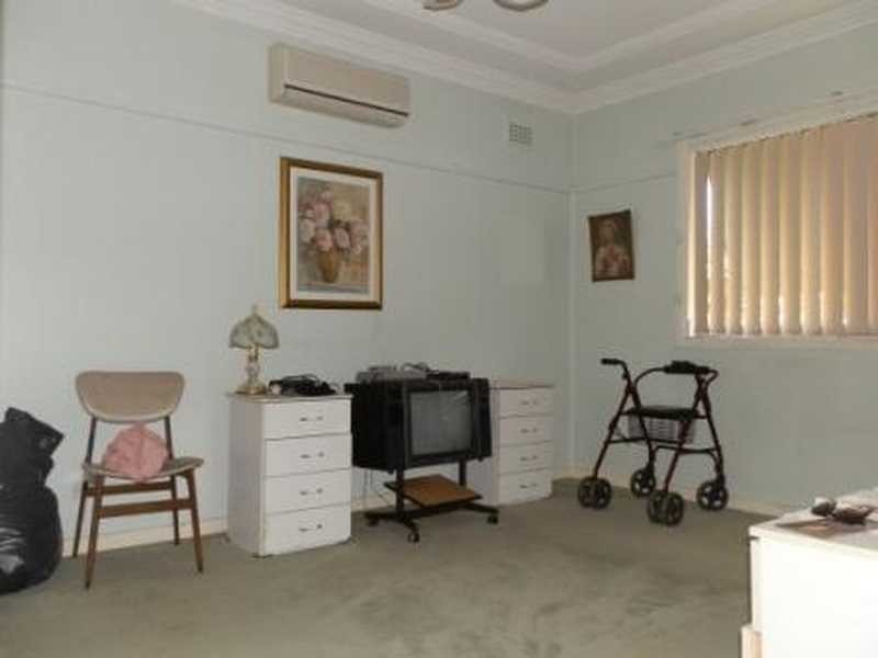 56 Ettalong Road, Greystanes NSW 2145