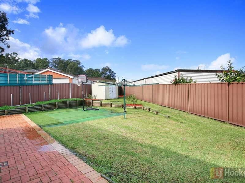 120 Roberta Street, Greystanes NSW 2145