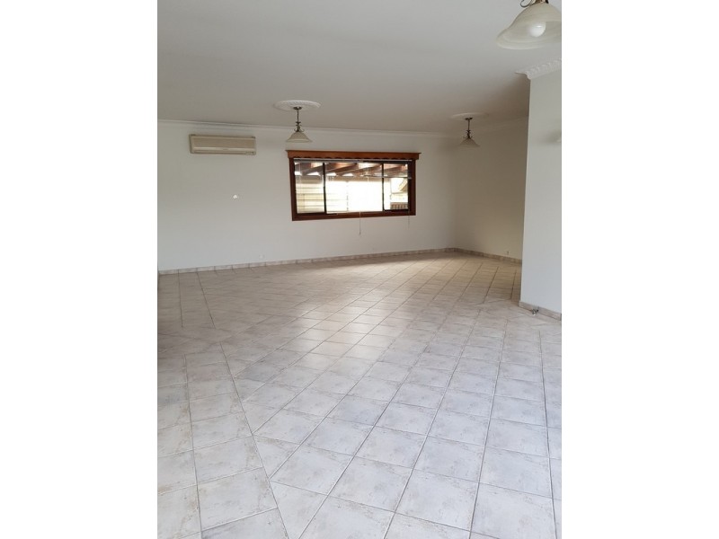 11 Frank Street, Guildford NSW 2161