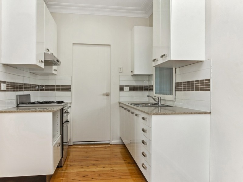 6 Illoca Place, Toongabbie NSW 2146