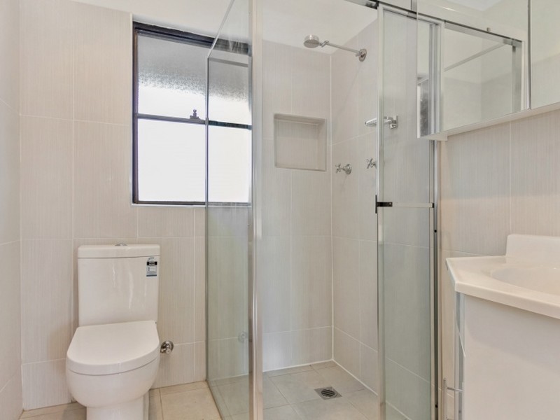 6 Illoca Place, Toongabbie NSW 2146