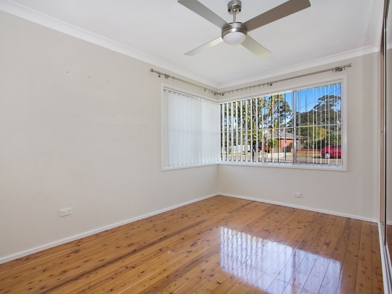 15 Cumberland Road, Greystanes NSW 2145