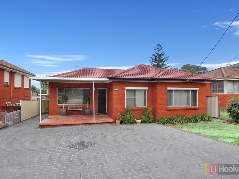 646A Merrylands Road, Greystanes NSW 2145