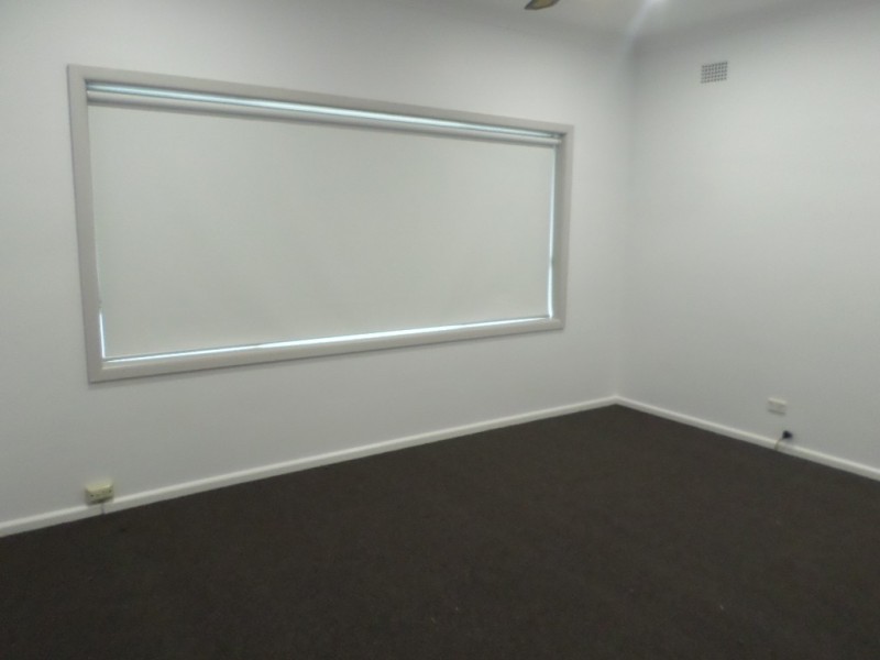 12 Beresford Rd, Greystanes NSW 2145