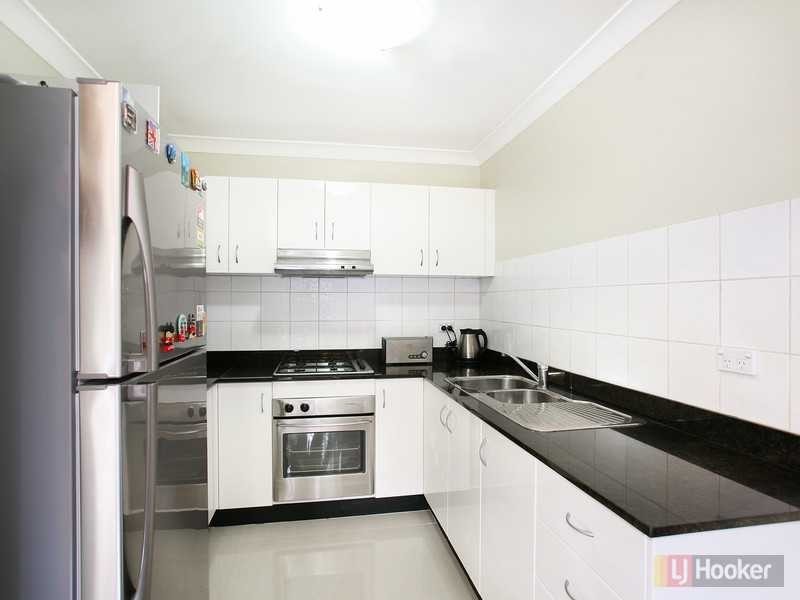 6/6-10 Ettalong Road, Greystanes NSW 2145