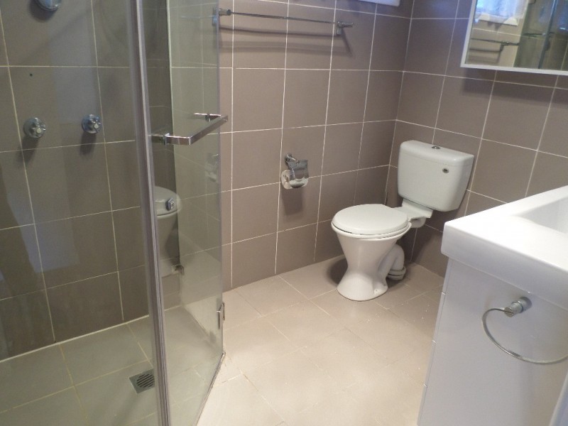 4 Reservoir Road, Mount Pritchard NSW 2170