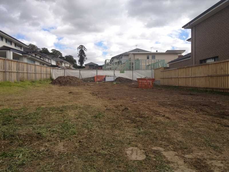 215 Driftway Drive, Pemulwuy NSW 2145